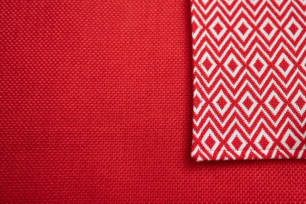 Hochwertige, wendbare Tischsets 45x32 cm in Rot  Hochwertige, wendbare Tischsets 45x32 cm in Rot